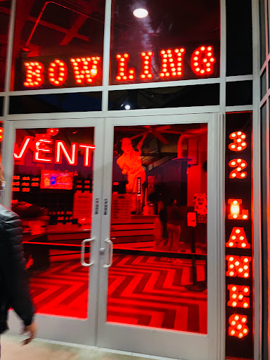 Bowling Alley «Bowlmor Cupertino», reviews and photos, 10123 N Wolfe Rd, Cupertino, CA 95014, USA