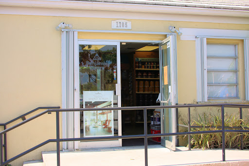 Paint Store «Miller Paint of North Miami», reviews and photos, 1705 NE 123rd St, North Miami, FL 33181, USA