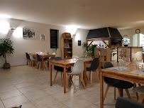 Atmosphère du Restaurant Le Relais Des Oliviers à Faugères - n°5