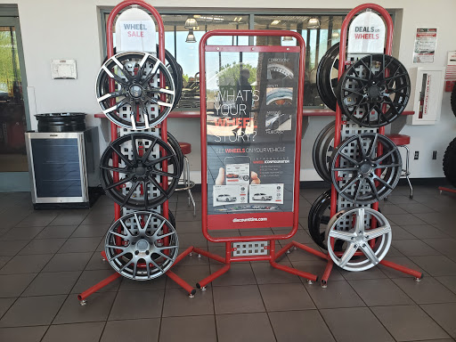 Tire Shop «Discount Tire Store - Scottsdale, AZ», reviews and photos, 20555 N Scottsdale Rd, Scottsdale, AZ 85255, USA
