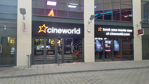 Independent movie theaters Swindon