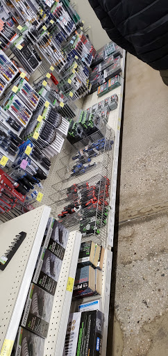 Hardware Store «Harbor Freight Tools», reviews and photos, 301 W Jericho Turnpike, Huntington Station, NY 11746, USA