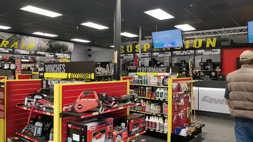 Truck Accessories Store «4 Wheel Parts - Fresno», reviews and photos, 4326 N Blackstone Ave, Fresno, CA 93726, USA