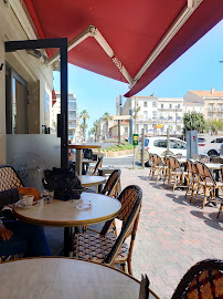 Atmosphère du Bar-restaurant à huîtres Le Korner à Sète - n°6