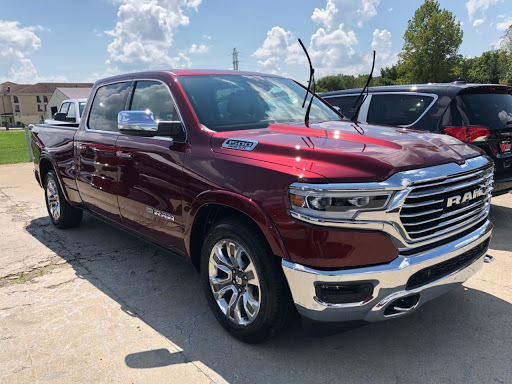 Chrysler Dealer «Jeff Wyler Chrysler Jeep Dodge Of Lawrenceburg», reviews and photos, 875 E Eads Pkwy, Lawrenceburg, IN 47025, USA