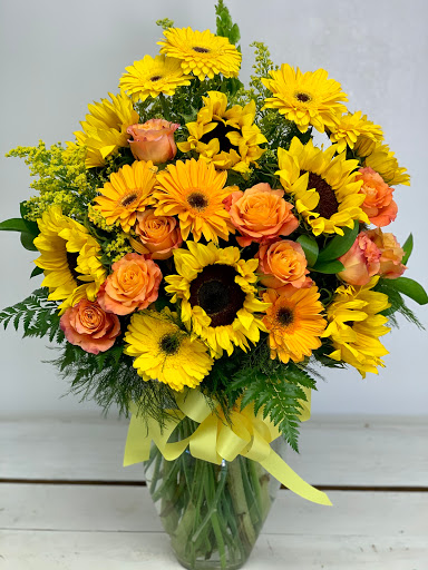 Florist «Maya Studio Florist», reviews and photos, 1530 E Thackery Ave, West Covina, CA 91791, USA