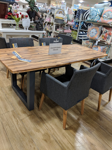 Shopping Mall «Lincoln Mall», reviews and photos, 622 George Washington Hwy, Lincoln, RI 02865, USA