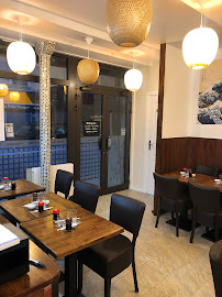 Atmosphère du Restaurant japonais Sushi Yoshida Restaurant Paris - n°1