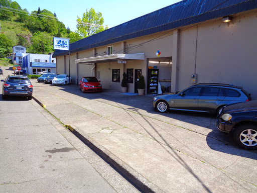 Auto Body Shop «A & M Autobody Collision Repair Center», reviews and photos, 430 W 1st Ave, Eugene, OR 97401, USA