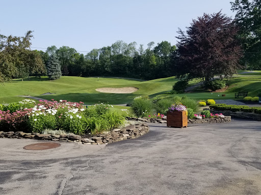 Private Golf Course «East Aurora Country Club», reviews and photos, 300 Girdle Rd, East Aurora, NY 14052, USA