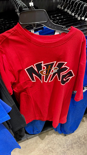 Sporting Goods Store «Nike Factory Store», reviews and photos, 1 Outlet Blvd #600, Wrentham, MA 02093, USA