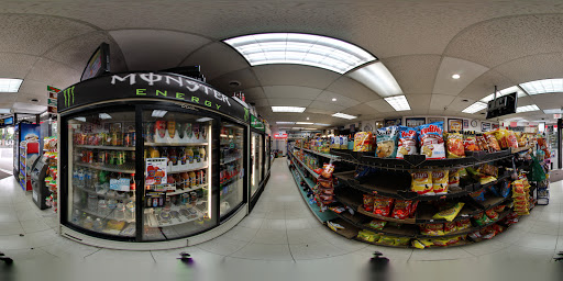 Liquor Store «Buy Low Liquor Store», reviews and photos, 3360 W Montrose Ave, Chicago, IL 60618, USA