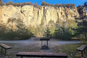 Horseshoe Bluff Hiking Trailhead image