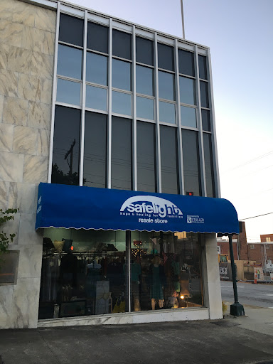 Thrift Store «Safelight - Safelight Retail Store», reviews and photos, 133 5th Ave W, Hendersonville, NC 28792, USA