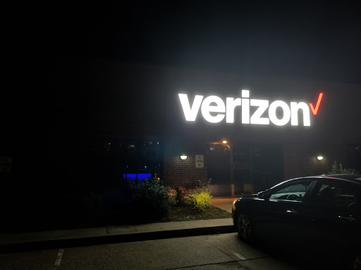 Cell Phone Store «Verizon Authorized Retailer, TCC», reviews and photos, 5000 W Lloyd Expy, Evansville, IN 47712, USA