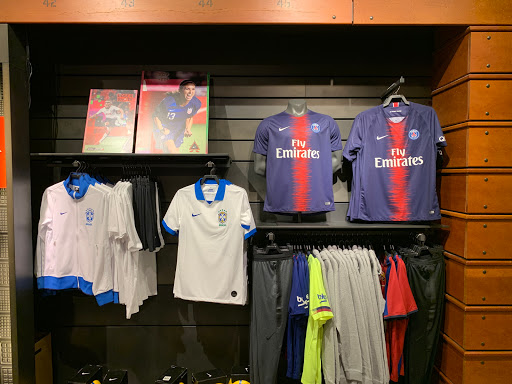 Clothing Store «Nike Mall of America», reviews and photos, 244 West Market, Bloomington, MN 55425, USA