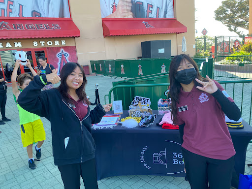 360 Photo Booth Rental Photo Booth Near Me Canary Capital Rentals image