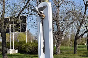Monument to Peacekeepers image