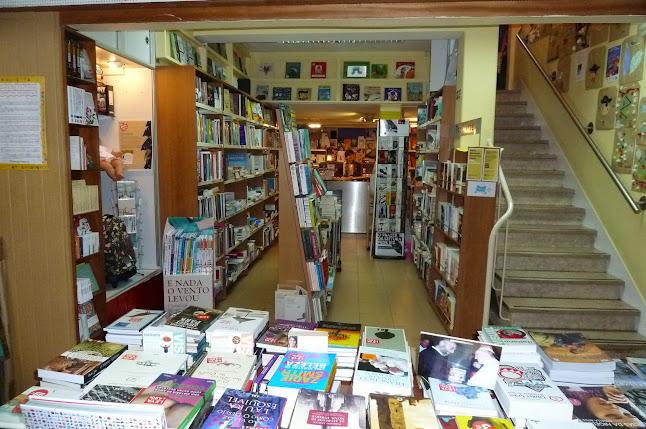 Livraria e Papelaria Espaço, Lda. - Oeiras