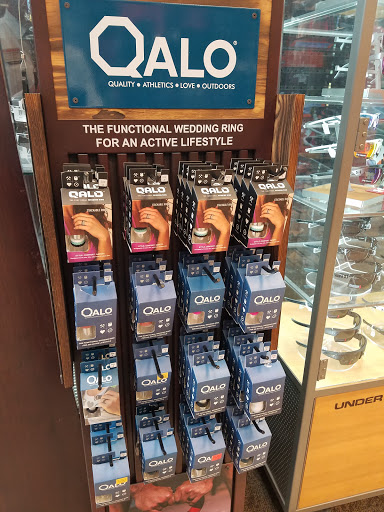 Sporting Goods Store «SCHEELS», reviews and photos, 4400 Sergeant Rd #54, Sioux City, IA 51106, USA