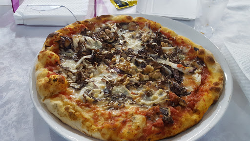 Pizzeria Etna in LAquila, Provincia dellAquila