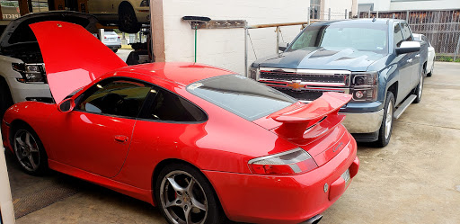 Tire Shop «River Oaks Firestone», reviews and photos, 3701 Westheimer Rd, Houston, TX 77027, USA