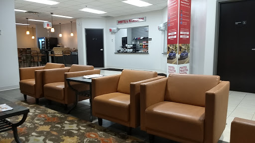 Car Dealer «Vanderstyne Toyota», reviews and photos, 4374 W Ridge Rd, Rochester, NY 14626, USA