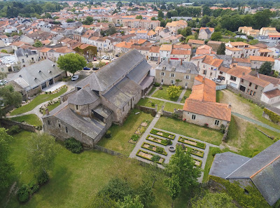 Site de l'abbatiale - Déas à Saint-Philbert-de-Grand-Lieu