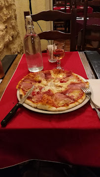 Pizza du Restaurant La Cérière à Remoulins - n°3