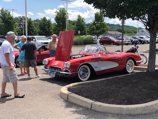 Car Dealer «Ingersoll Auto of Danbury», reviews and photos, 84 Federal Rd, Danbury, CT 06810, USA