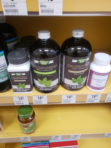 Vitamin & Supplements Store «Vitamin Shoppe», reviews and photos, 3689 28th St SE, Grand Rapids, MI 49512, USA