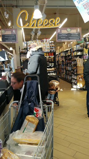 Supermarket «Key Food (Windsor Farms Market)», reviews and photos, 589 Prospect Ave, Brooklyn, NY 11215, USA