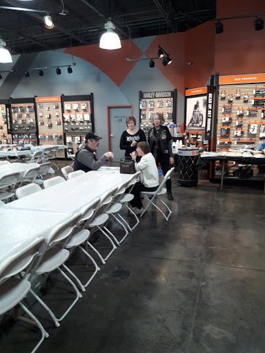 Suzuki Motorcycle Dealer «Metro Harley-Davidson Suzuki Can-Am», reviews and photos, 2415 Westdale Dr SW, Cedar Rapids, IA 52404, USA