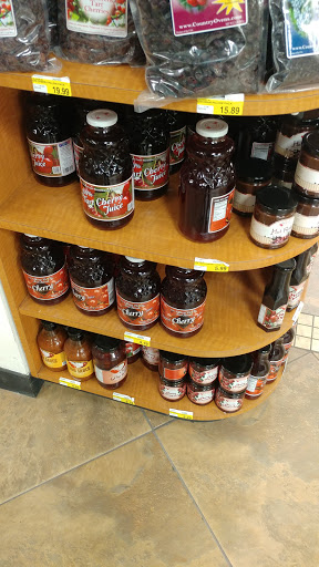 Grocery Store «Piggly Wiggly», reviews and photos, 100 E Geneva Square, Lake Geneva, WI 53147, USA