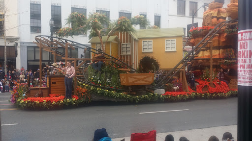 Clothing Store «J.Crew», reviews and photos, 3 W Colorado Blvd, Pasadena, CA 91105, USA