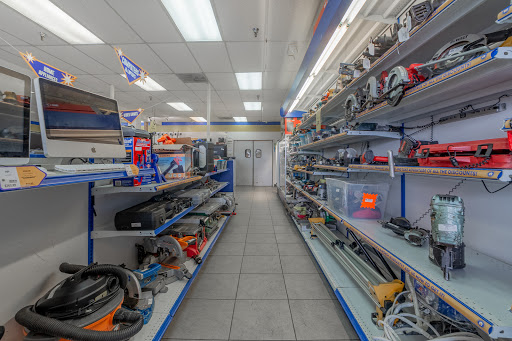 Pawn Shop «La Familia Pawn and Jewelry», reviews and photos, 2057 Americana Blvd, Orlando, FL 32839, USA