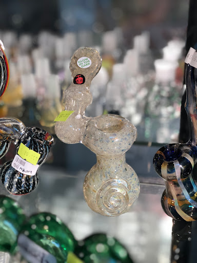 Cigar Shop «West Side Smoke Shop», reviews and photos, 712 Bridge St NW, Grand Rapids, MI 49504, USA