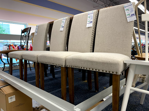 Association or Organization «Goodwill Industries of the Columbia Willamette», reviews and photos, 1943 SE 6th Ave, Portland, OR 97214, USA