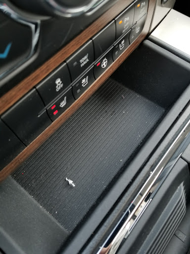 Car Wash «Mr Suds Car Wash», reviews and photos, 989 Sunrise Hwy, Bay Shore, NY 11706, USA