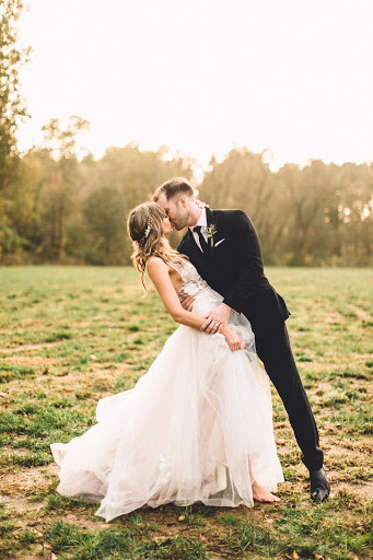 Bridal Shop «BHLDN», reviews and photos, 8 E Walton St, Chicago, IL 60611, USA