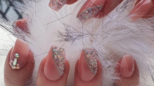 Leanne’s Hair & Beauty