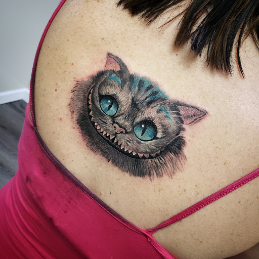 Explore link tattoo ideas, creative tattoo ideas in Paris, available at Lions Den Tattoo Studio