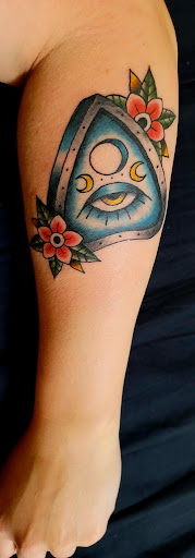 Tattoo Shop «Black Label Tattoo Co.», reviews and photos, 126 E Patrick St, Frederick, MD 21701, USA