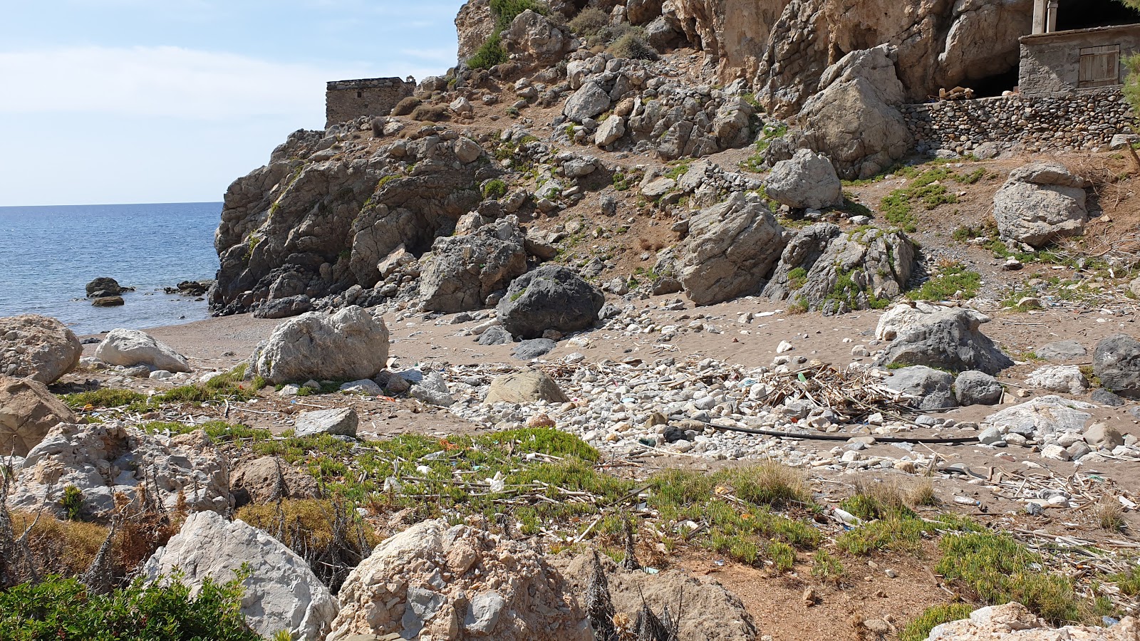 Foto von Agios Eleftherios mit türkisfarbenes wasser Oberfläche