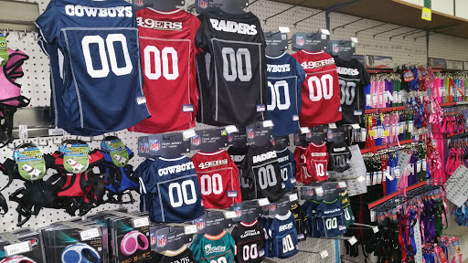 Pet Supply Store «Central Garden & Pet Co», reviews and photos, 13227 Orden Dr, Santa Fe Springs, CA 90670, USA