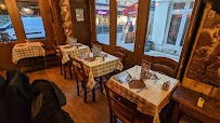 Atmosphère du Restaurant français Le Chalet Saint-Michel à Paris - n°9