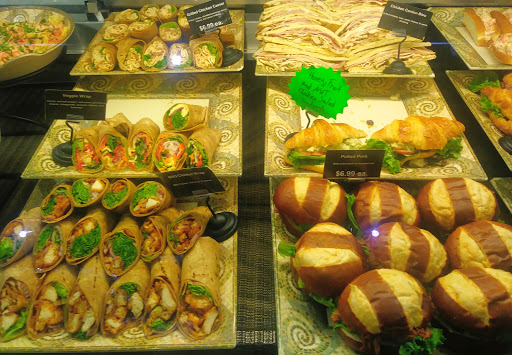 Produce Market «Fresh Acres Market», reviews and photos, 1941 Wilbraham Rd, Springfield, MA 01129, USA