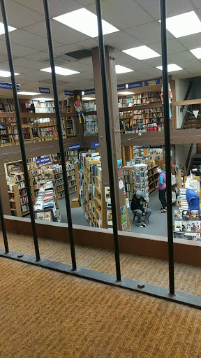 Book Store «The Book Bin», reviews and photos, 450 Court St NE, Salem, OR 97301, USA