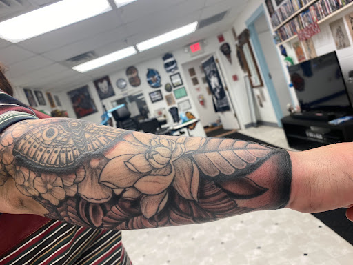 Explore all seeing eye tattoo ideas, creative tattoo ideas in Orland, available at K1LL3R ARTW0RK