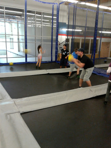 Recreation Center «G6 Airpark», reviews and photos, 10414 SE Washington St, Portland, OR 97216, USA